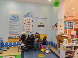 -爱婴室(上海浦建路店)