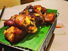 炭火烤猪蹄-云腾食府·云南菜