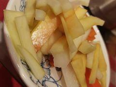 餐前小吃-龙桥私厨·姜花菊花过桥鱼·顺德菜(容桂店)