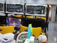 -杰拉电竞·网咖(杭州钱塘区龙湖金沙天街店)