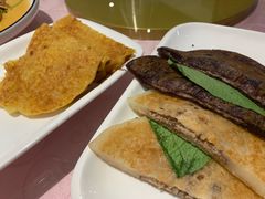 黑白糯米饼-中国吉菜名店广源宾馆餐厅