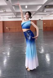 -尚美霓裳晚礼服·合唱服·舞蹈演出服租赁定制