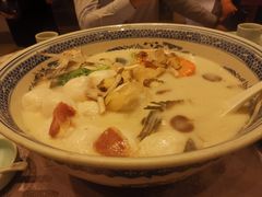 极品鱼头皇-山外山菜馆(玉泉路店)