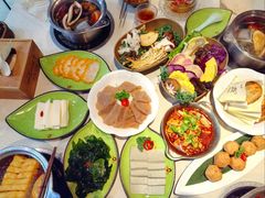 -一叶一世界·素食餐厅(锦华万达店)