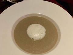 奶油蘑菇汤&nbsp;mushroom&nbsp;soup-MARU玛露音乐餐厅(大学路店)