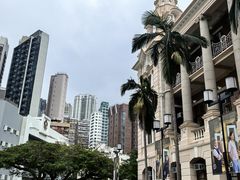 -香港大学