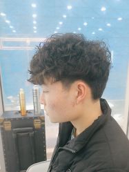 -藤野造型烫染·漂发