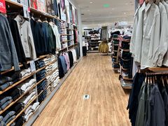 -优衣库(南宁万象城店)