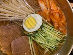 -明洞阿姨·韩式酱蟹烤肉·创意料理(三元桥店)