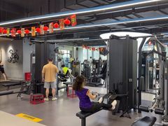 -超鹿运动(五四路恒力城店)