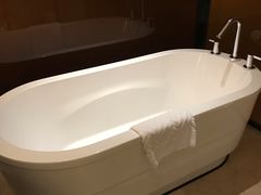 -中山利和希尔顿酒店