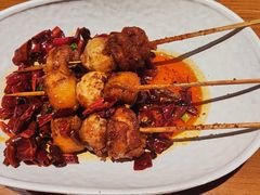 -包整·丝娃娃(一览甲秀楼风景店)