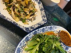 -蜗牛小馆醉乡民谣云南菜(惠新西里店)