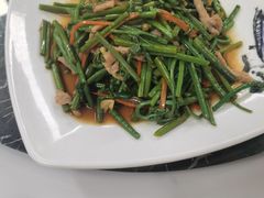 -九妹农家大铁锅东北菜(江湾店)