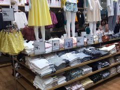 -优衣库(上海虹口龙之梦店)