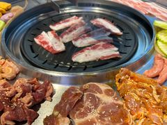 -哈哈碳都·牛肋条无限自助烤肉(台江万达店)