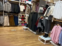 -优衣库(昆明爱琴海购物公园店)