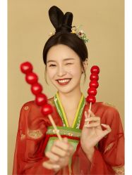 -樱花婚纱摄影