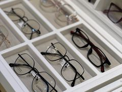 -沫芮眼镜·蔡司官方授权店(人民广场店)