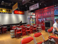 大堂-沙胆彪炭炉牛杂煲(成都玉林店)