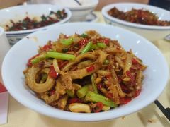 -笨罗卜浏阳菜馆(太平街店)