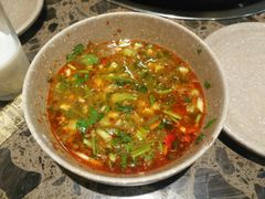 -肖肖酸萝卜鱼火锅(总店)