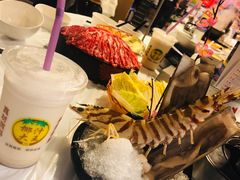 -鲜入围煮花胶鸡海鲜火锅