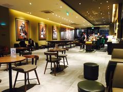 大堂-星巴克(保定万博广场店)