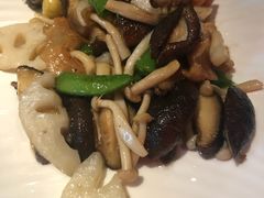 -旺顺阁鱼头泡饼(常营店)