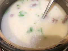 -稻鲜记潮汕砂锅粥