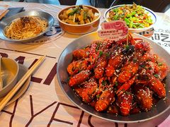 -巴厘龙虾·榜首油焖大虾(音乐学院·沿江酒馆店)