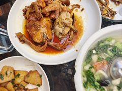 -芦茨金富饭庄·25年老字号·专做稻草鸡