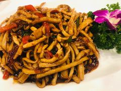 鲜菇爆肉丝-祥记·苏帮菜·松鼠桂鱼(湖畔天城店)