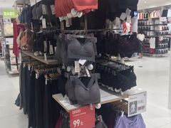 -优衣库(沈阳奥体万达广场店)