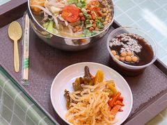 牛肉汤粉-红鼻子桂林米粉(金唐新光界店)