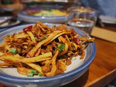 油淋杂菌-觅山云南菜(泊富ICITY店)