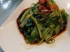 白灼罗马生菜-炉鼎记私房菜(总店)