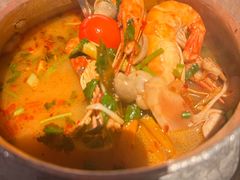 -大头虾越式风味餐厅(光明广场店)