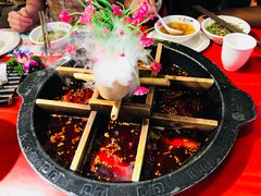 冰火九宫格老火锅-巴九门老火锅(来福士打望店)