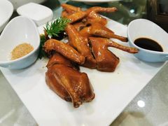玻璃脆皮乳鸽-食神鱼头佛跳墙(百子湾旗舰店)