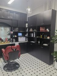 -老男孩男士理容馆·理发·烫染·修面