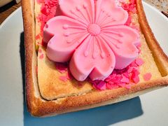 樱花冰淇淋面包诱惑-蜜桃餐厅·伴山(湖滨商业街店)
