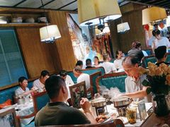 -领鲜活海鲜榴莲自助火锅(东门店)