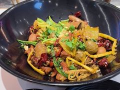 -醉人椒麻辣香锅(王府井喜悦店)