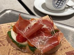 -JamaicaBlue Cafe(乌鲁木齐中路店)