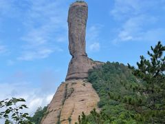 -磬锤峰森林公园