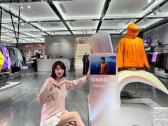 -王府井奥莱棋盘山小镇