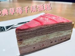 经典草莓千层蛋糕-星巴克(佛山顺德大融城店)