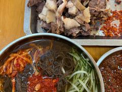 -春明狗肉馆(园丁花园店)