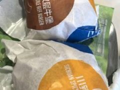 -麦当劳(展览路店)